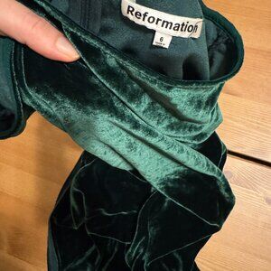 Reformation Baylee Velvet Skirt - Dark Green, Size 6